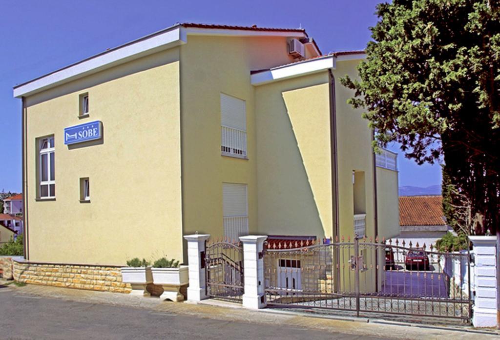 Guesthouse Villa Adria Malinska Kültér fotó