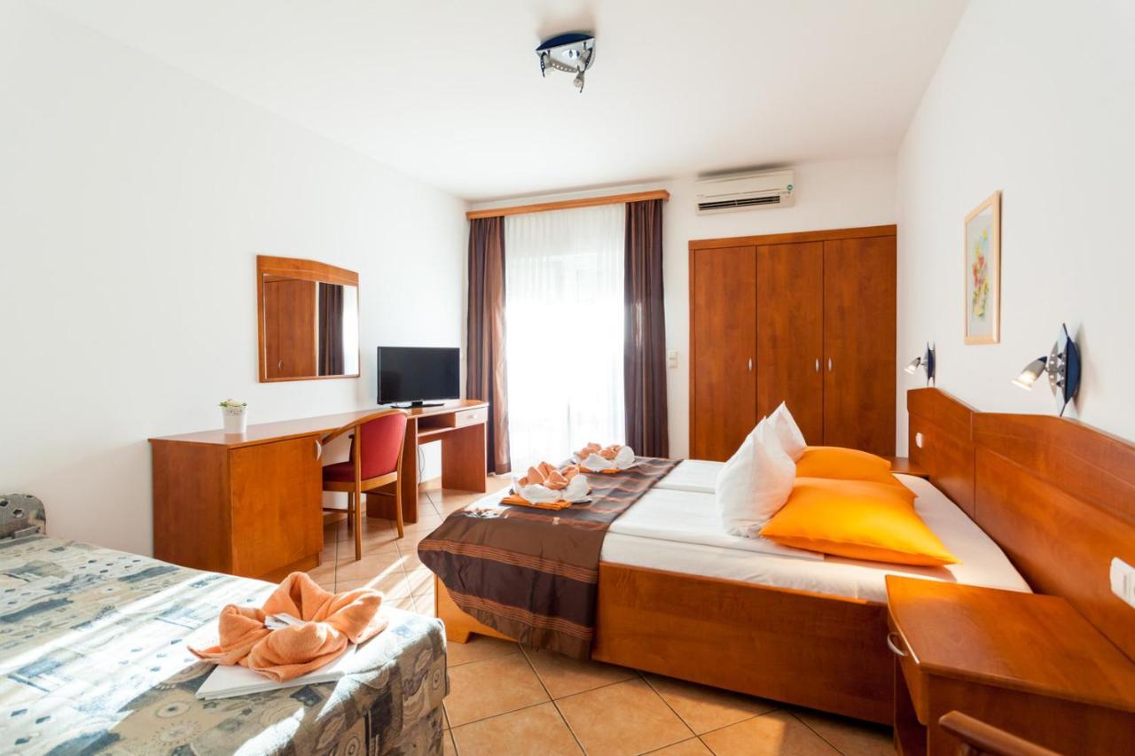 Guesthouse Villa Adria Malinska Kültér fotó
